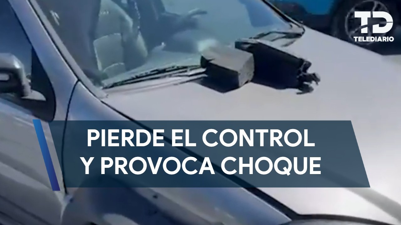 Conductor pierde el control y provoca choque en el Periférico Luis Echeverría en Saltillo