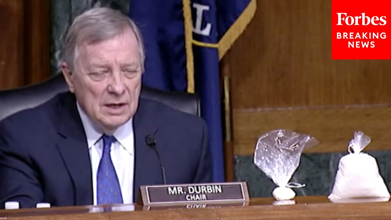 Dick Durbin Uses Flour To Demonstrate Sentencing Disparity Between Crack And Powder Cocaine