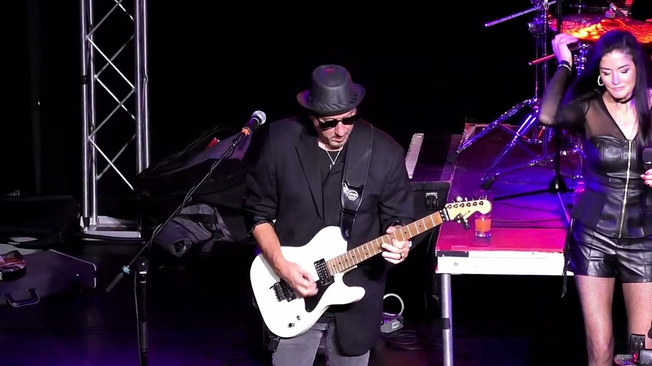 This is LEDFOOT LOVER with their version of Back on the Chain Gang
