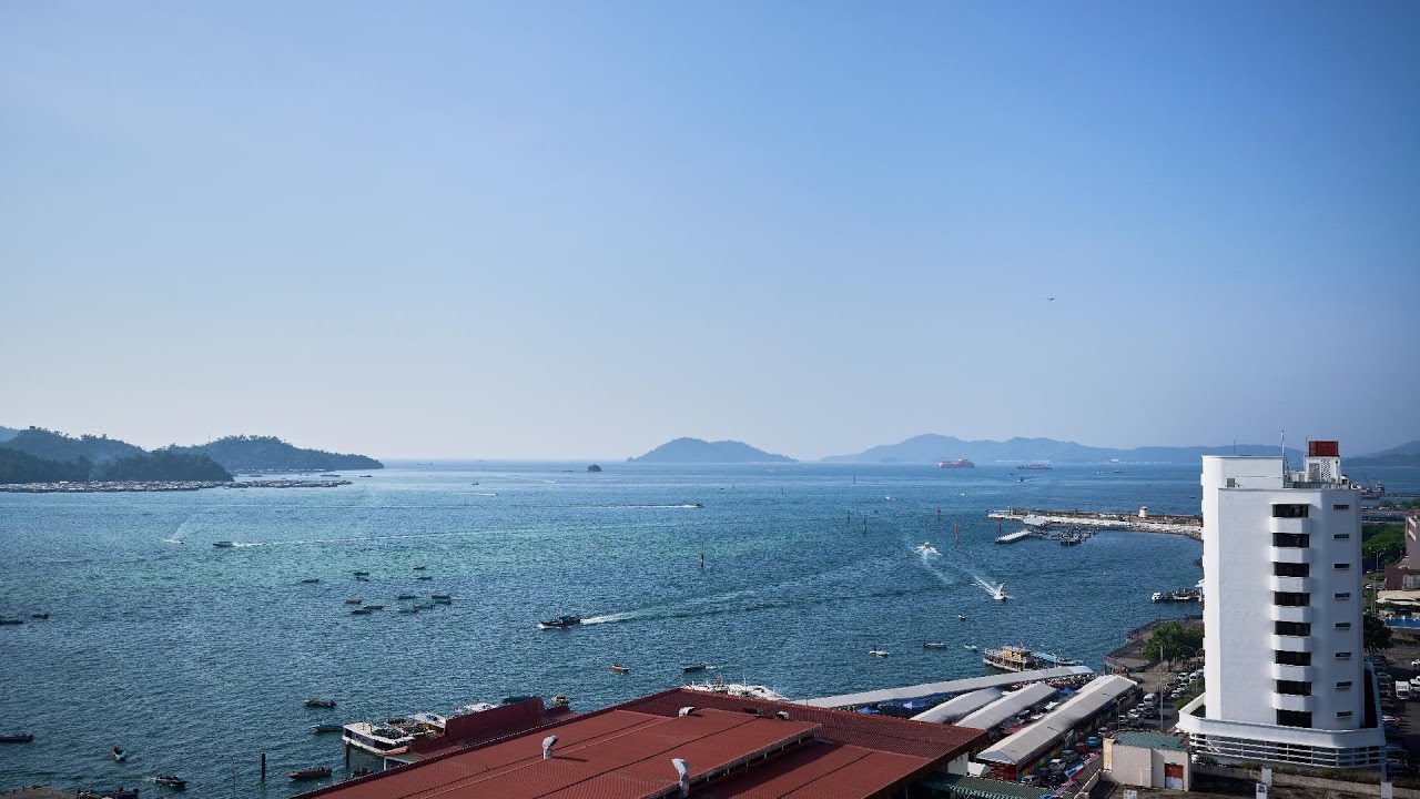 The Shore By HF Suits | Kota Kinabalu, Malaysia | Hotel Review🏠