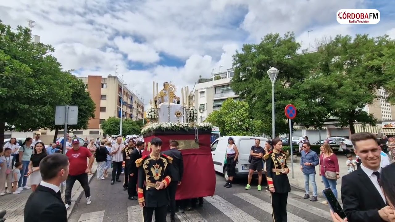 Procesión del Santísimo Sacramento y de San Juan de Ávila del Grupo Parroquial Fervor y Plegarias