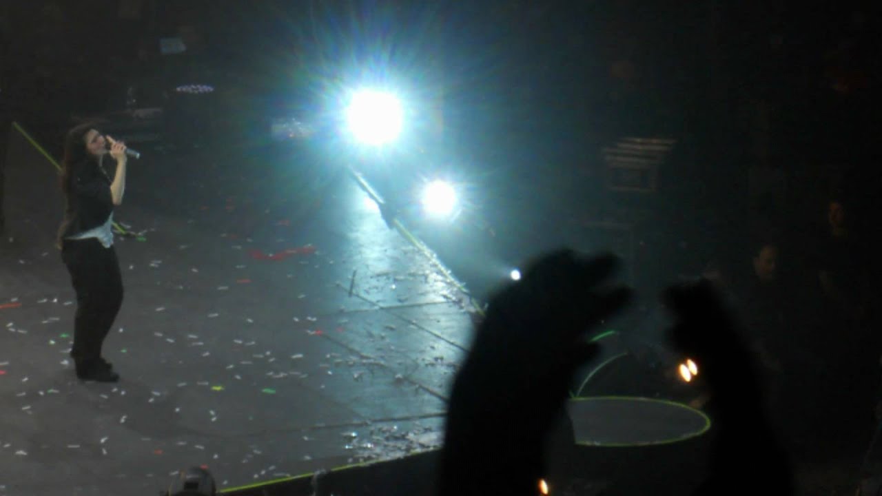 Elisa - Mad world (live @ Modena 12.05.2010) [solo audio]