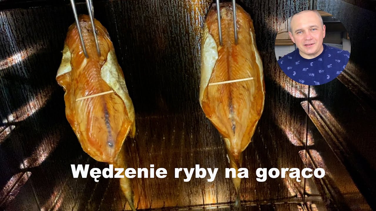 Wędzenie ryby na gorąco - przepis. Jak zasolić na sucho i uwędzić morska rybę w wędzarni