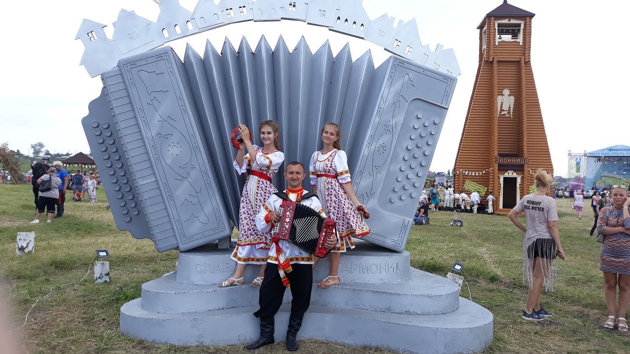 ЛЮБИМЫЙ, НАРОДНЫЙ, СЕМЕЙНЫЙ АНСАМБЛЬ 