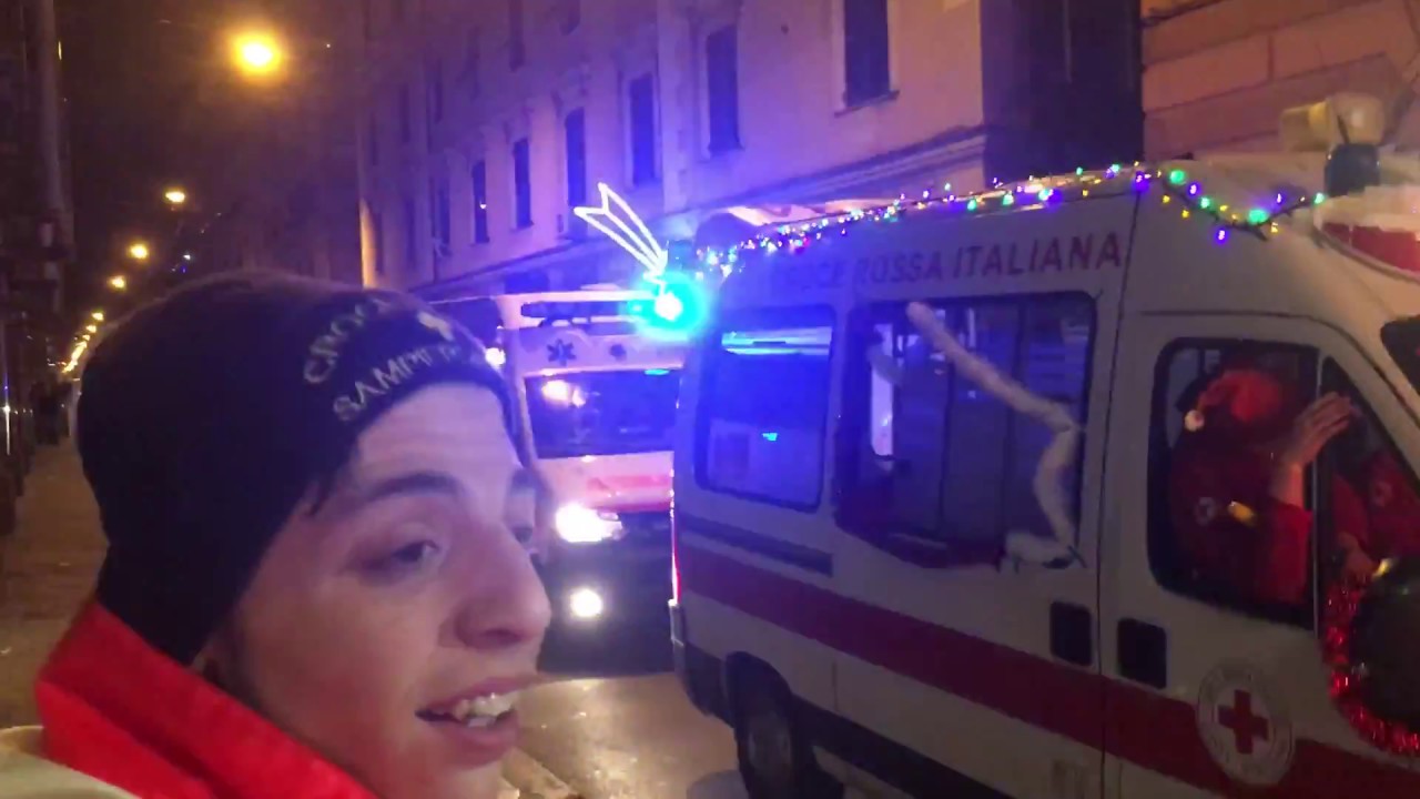 Corteo ambulanze Genova