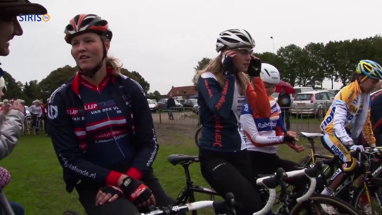 Sanne van Paassen wint Rabocyclocross in Lierop