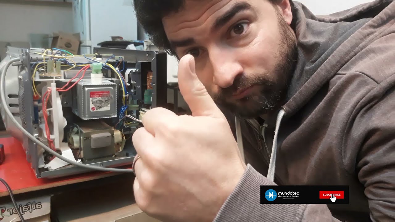 Microondas se prende y se apaga constantemente (reinicio, bucle) - EAX42966502