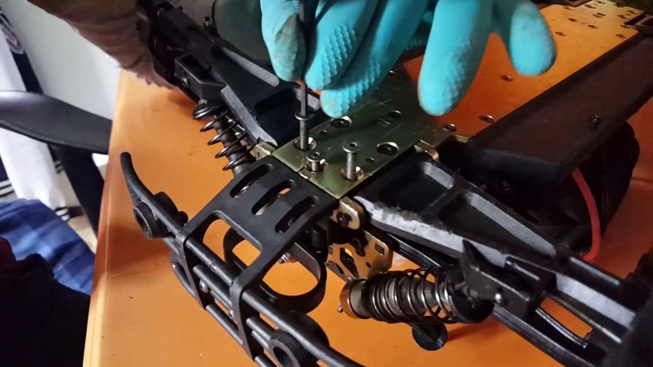 Rc jlb racing cheetah change differential!!
