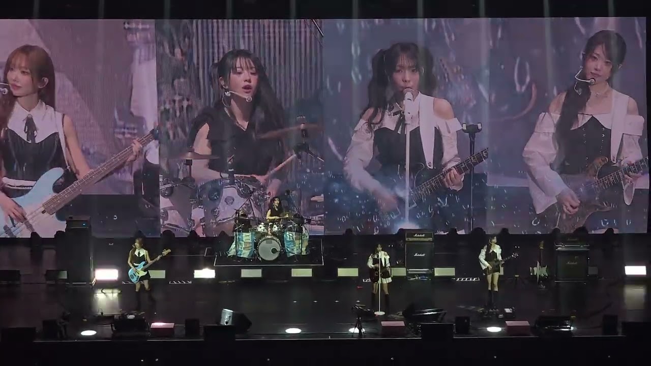 QWER [Dear] 20260215_QWER 1ST WORLD TOUR ＜ROCKATION＞ in TAIPEI_TICC