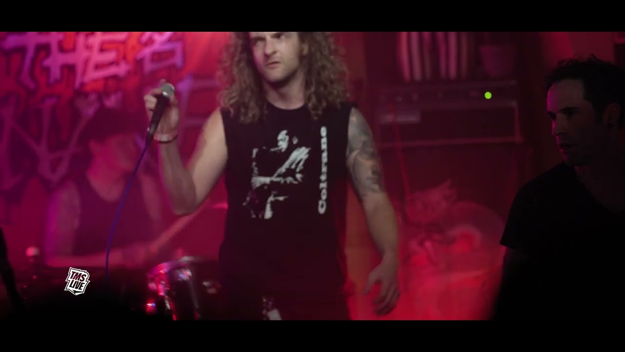 Round Eye - I am a Foreigner (Live @ OKOK Club Shanghai)