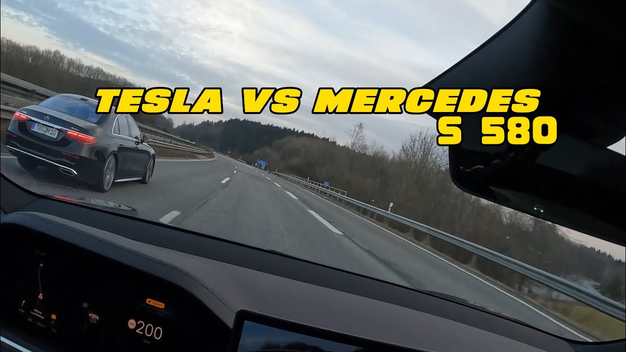 Cheapest Tesla Model S vs Mercedes S580 on German autobahn! Tesla battery 60%