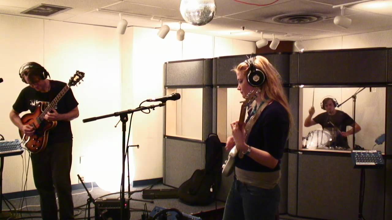 Live on Radio K: Marnie Stern