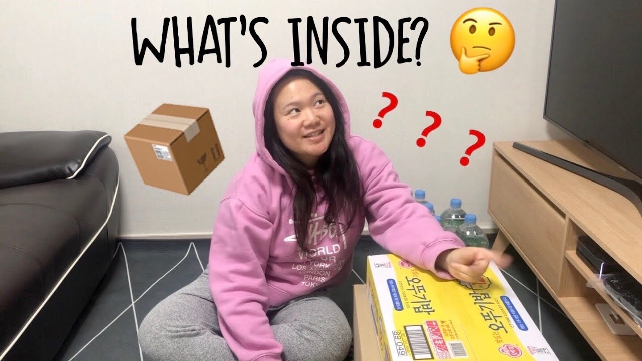 FREE FOOD! | COVID-19 Self-Quarantine Government Food Package 📦 | South Korea