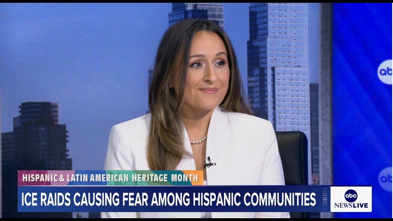 ABC News | Former ICE prosecutor is now helping undocumented immigrants | Veronica Cardenas