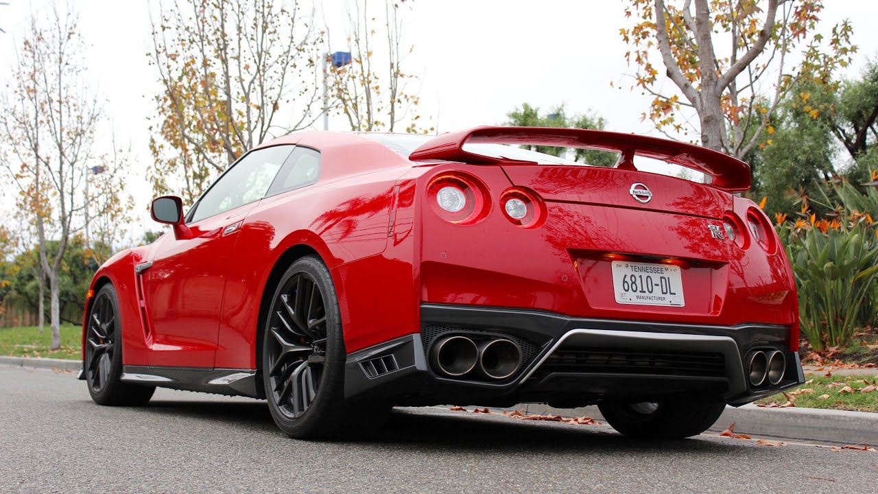 2017 Nissan GT-R Premium Walkaround + Sound (No Talking)(ASMR)