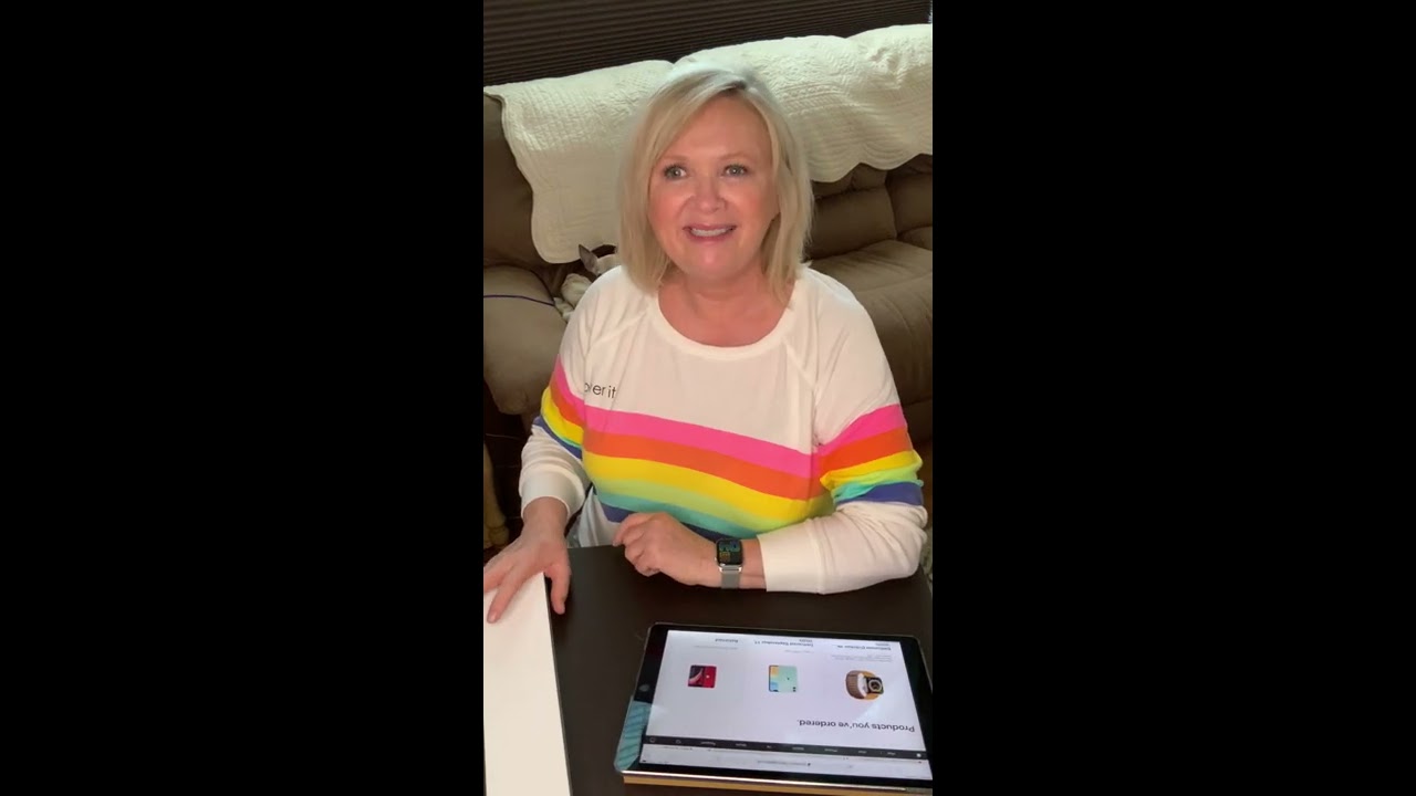 Apple Watch 6 Gold Stainless Steel with California Poppy Leather Link Unbox and Compare to Silver