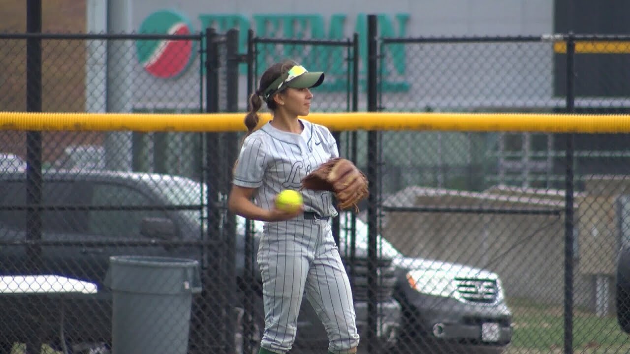 MSSU softball splits doubleheader with Augustana