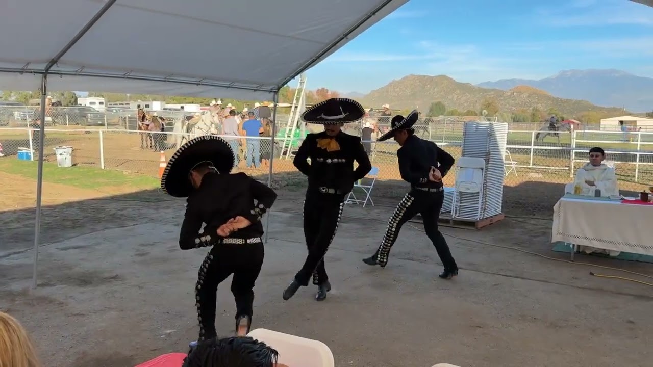 Celebrando a la virgen de Guadalupe 
