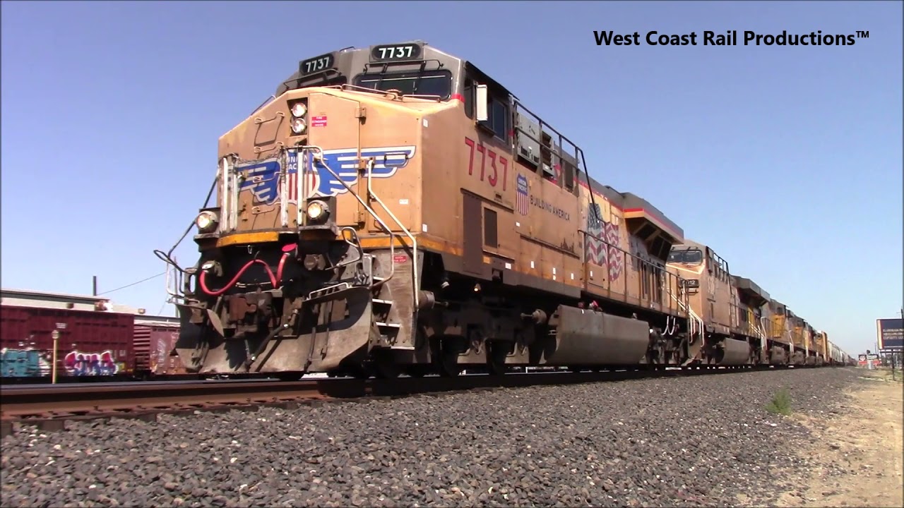 [HD] UP Freights and the Amtrak Zephyrs at McClellan featuring EMDX 7241! (09/11/21)