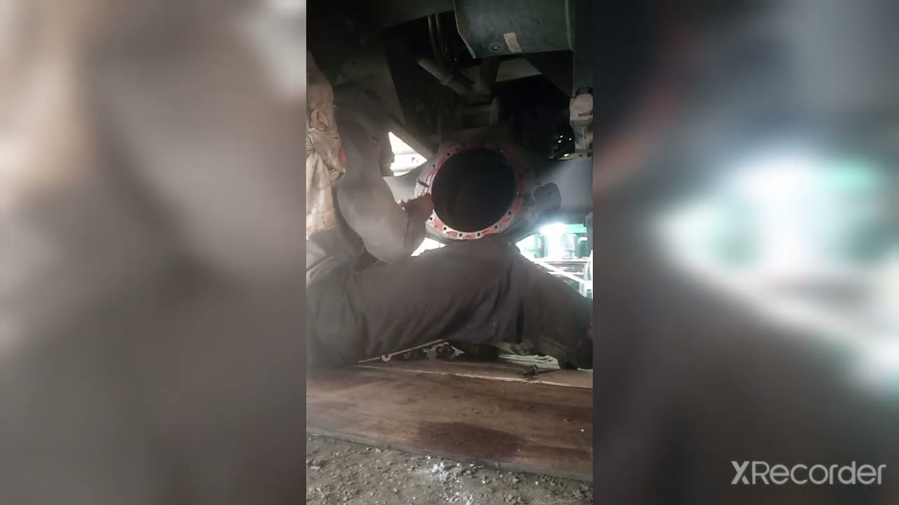 Sinotruck/Howo 380 10 wheeler-dumptruck. Differential axle lock malfunction. part 1