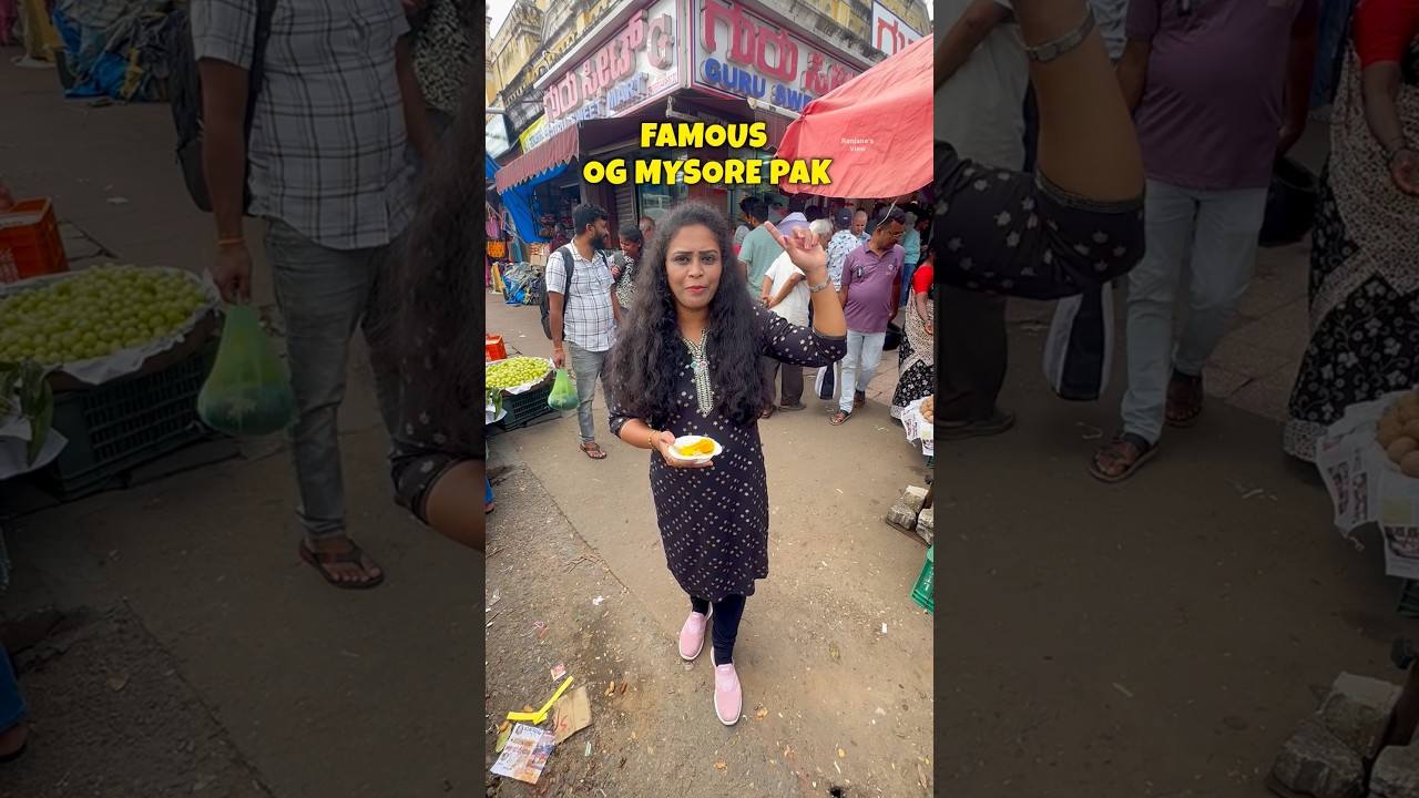 💢Famous OG Mysore Pak‼️🤩❤️ #mysore #gurusweetmart #foodie #shorts