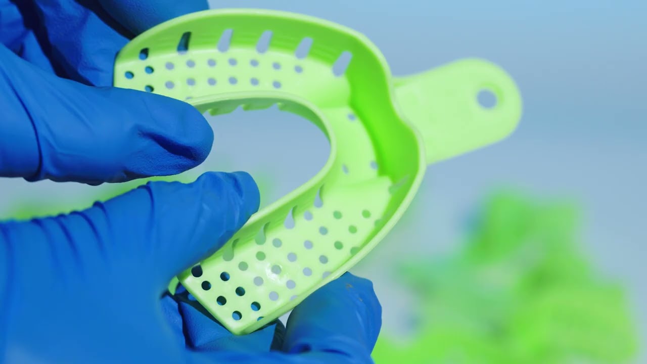 Impression Tray and Impression Tray Holder