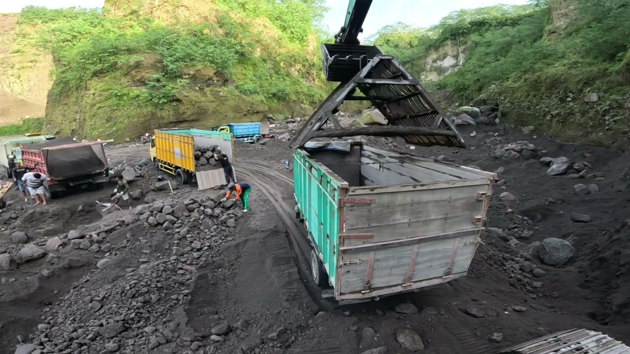Sand mining part 796
