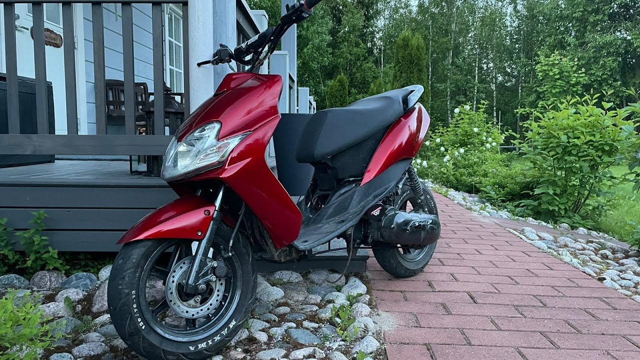 Yamaha Jog 70cc  | 90KMH Keulaa & Kaatuminen :D