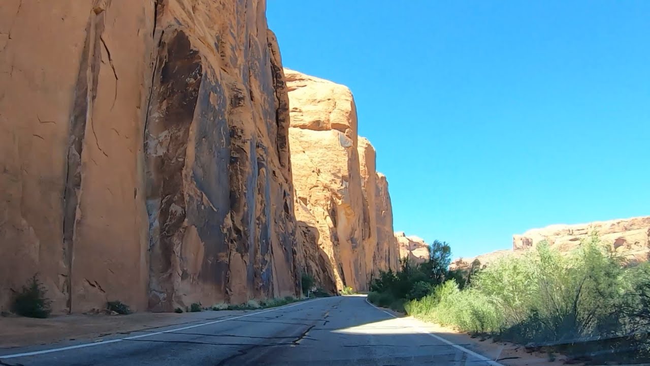 Jug Handle Arch to Moab