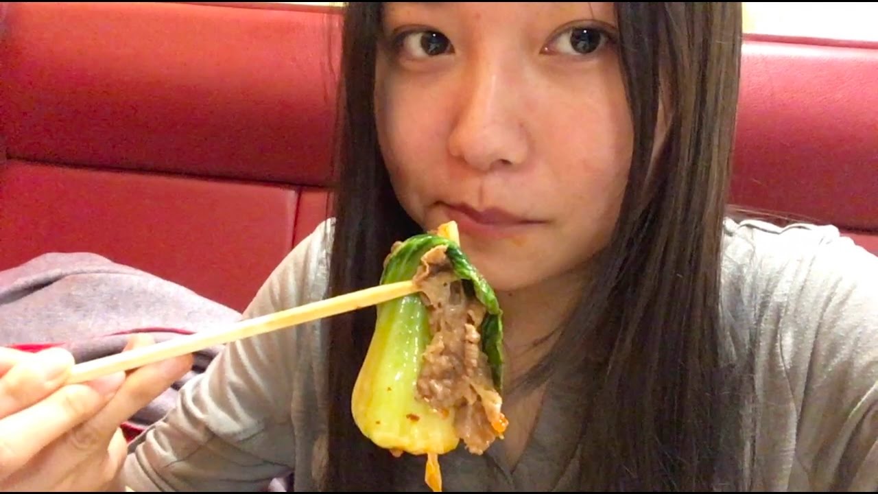 【随便吃吃】出来跟小伙伴吃自助火锅，一颗赛艇 [Eng subbed] Go Out Having Hot Pot with My Friend, Exciting-Eating Vlog