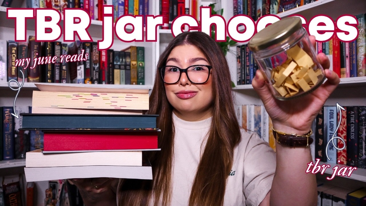 В банке с подсказками для составления списка книг на июнь я выбираю, что мне нужно прочитать! Дав...