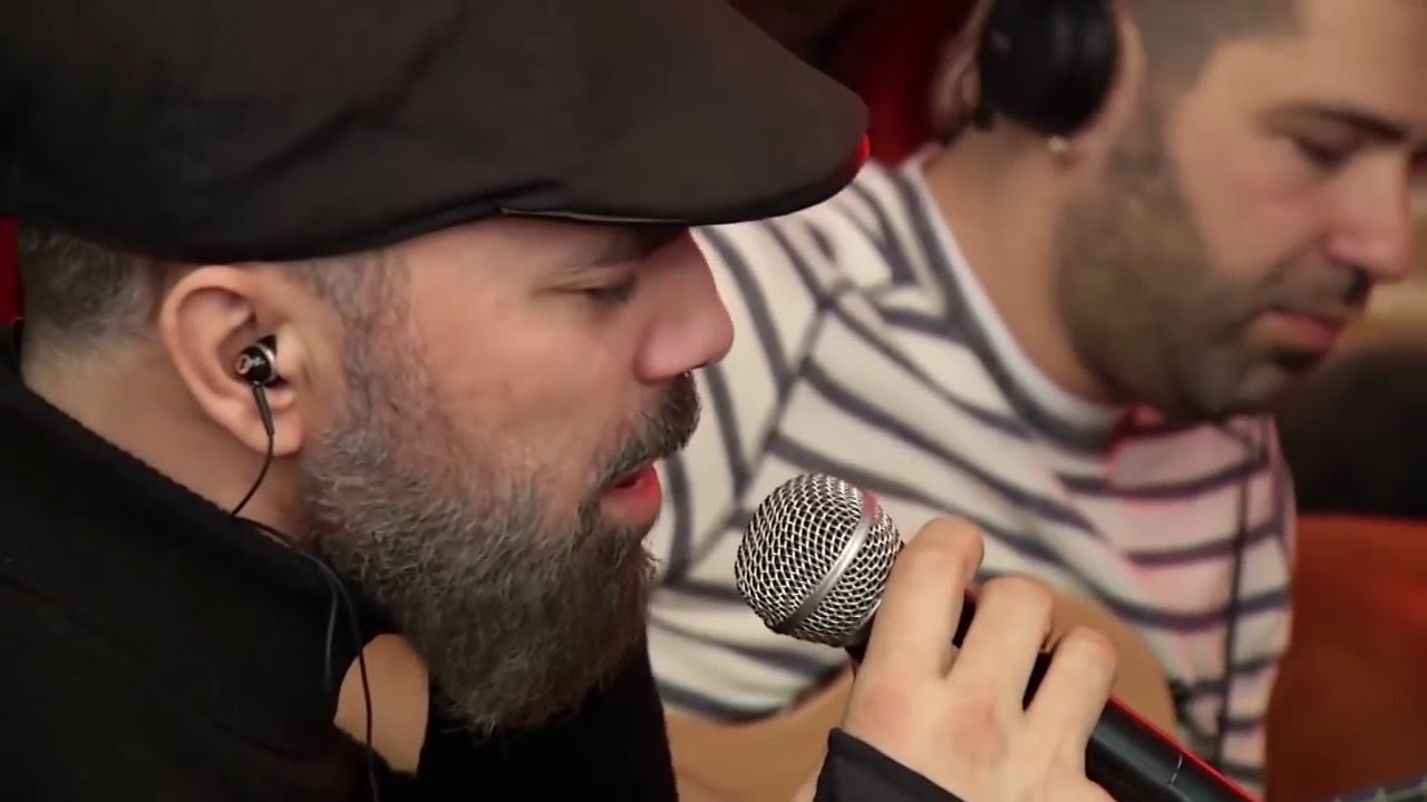 Tarkan - Dön Bebeğim (Murat Boz - Ümit Sayın yorumu ) - (Canlı - Akustik)