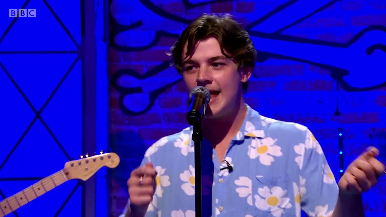 Thomas Headon - Loving You (Live from 'Saturday Mash-Up!' on CBBC)
