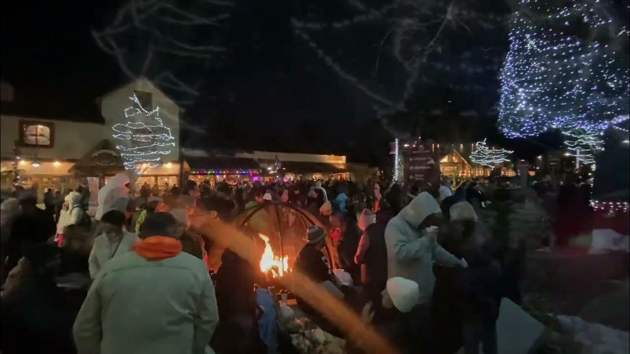Big Bear Lake Holiday Celebration Christmas Tree Lighting #Snow, #bigbear #bigbearvillage #viral