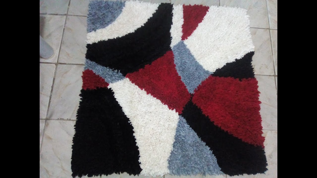 Tapete frufru para sala muito ousado
