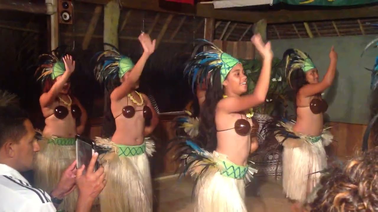 Atiu Villa Island Night Dec 2013 - Mapumai Mapu
