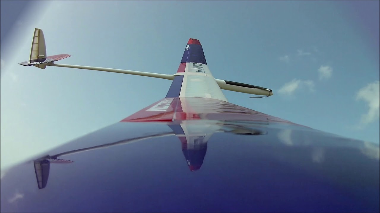 Topmodel Element Rc glider catching thermals