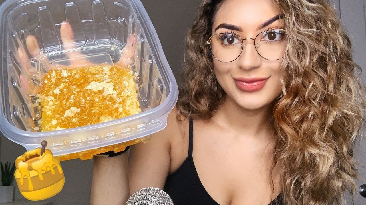 ASMR | Eating Raw Honeycomb 🍯 (STICKY SATISFYING MOUTH SOUNDS)