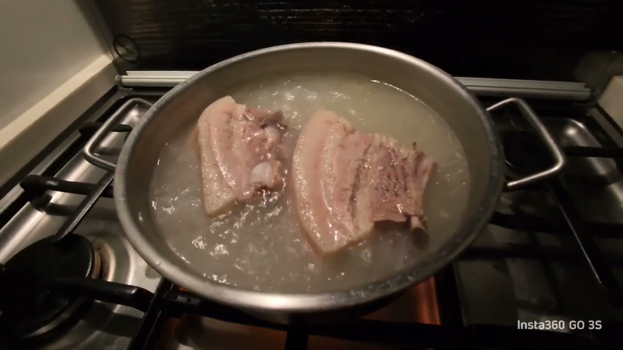 Cooked Crispy Pork Bagnet Prep