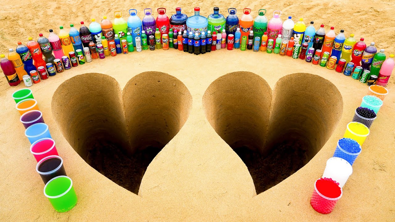 Big Toothpaste Eruption from 2 Heart holes, Giant Fanta & Coca Cola, Mirinda, 7up, Sprite vs Mentos
