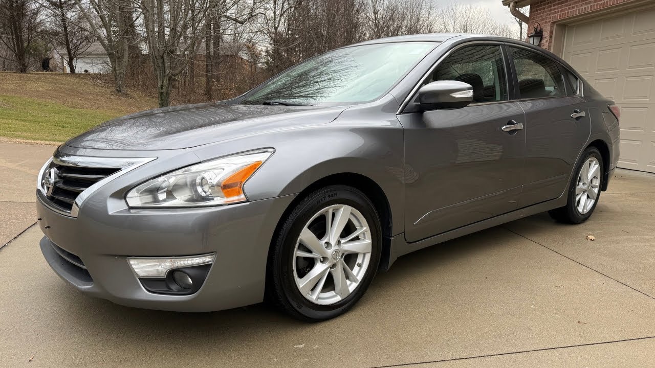 2015 Nissan Altima SV