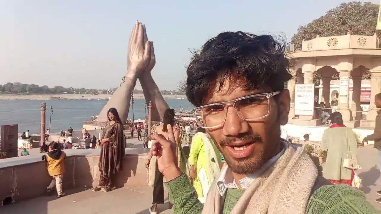 Banaras Namo ghaat vlog video #banaras #varanshivlog @saurabhVlogs-i6e6o 