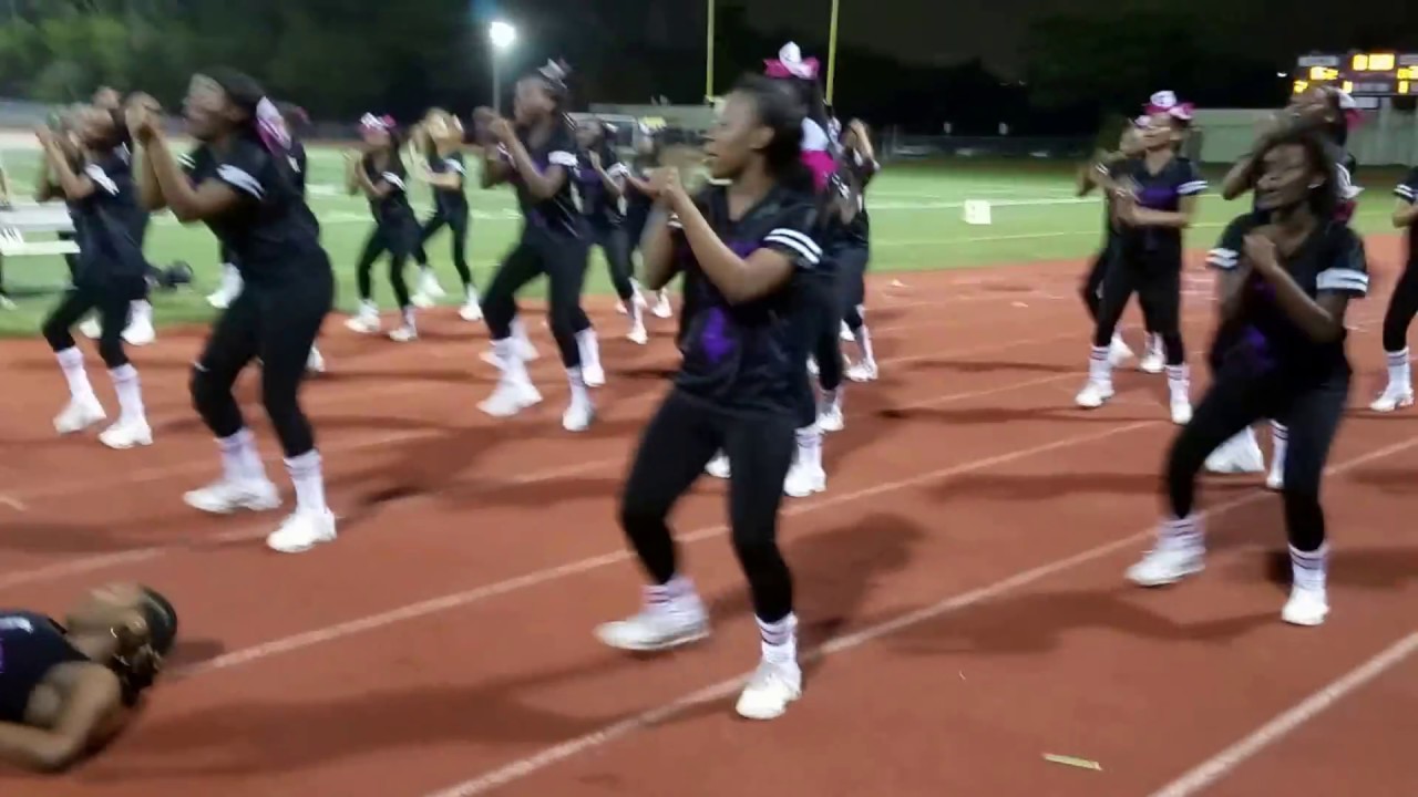 Krop 2016/2017 HC Cheer Battle against the alumni