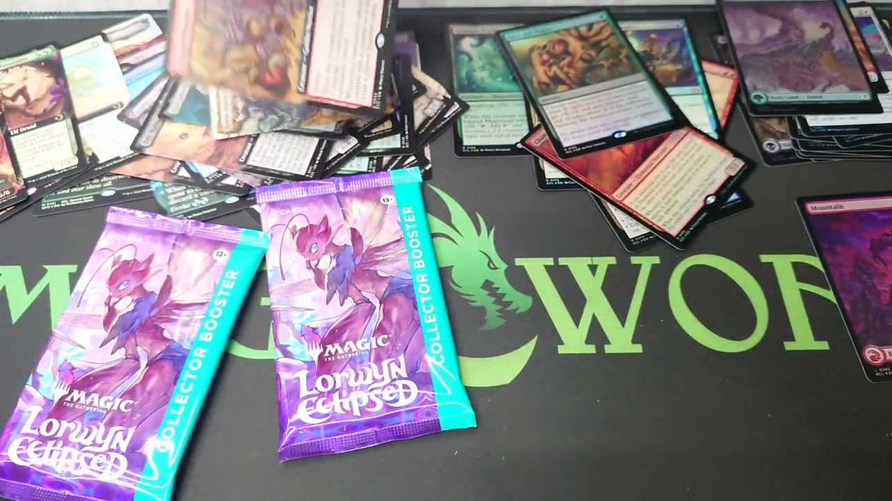 Unboxing Lorwyn Eclipced collector booster display