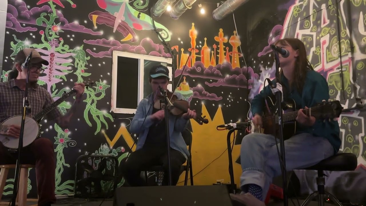 Nora Brown, John Haywood and Leo Shannon live at Camp Spaceman in Louisville KY 6/13/25