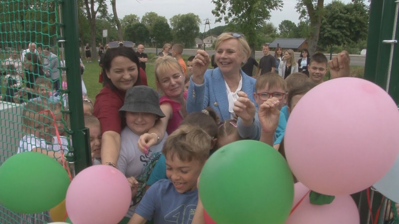 Nowe boisko szkolne w Bruku oficjalnie otwarte!
