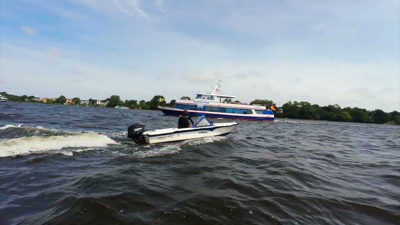 M-V von Oben - Bootsverleih Rostock