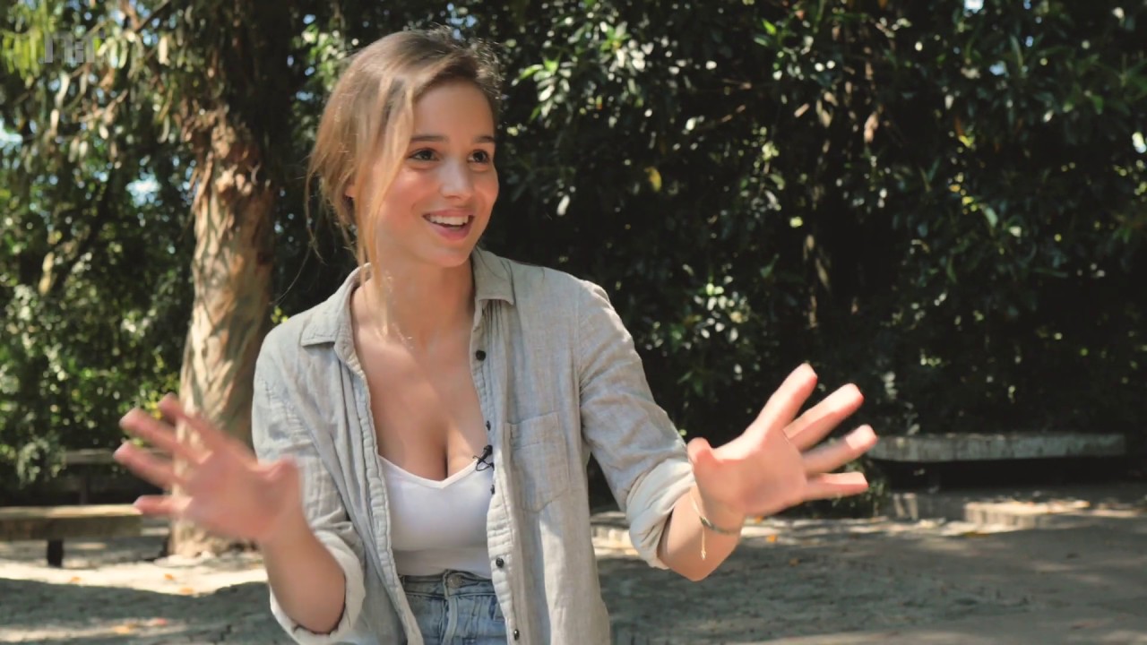 Alba Baptista: “Quando vi que era da Netflix, nunca pensei que conseguisse o papel”