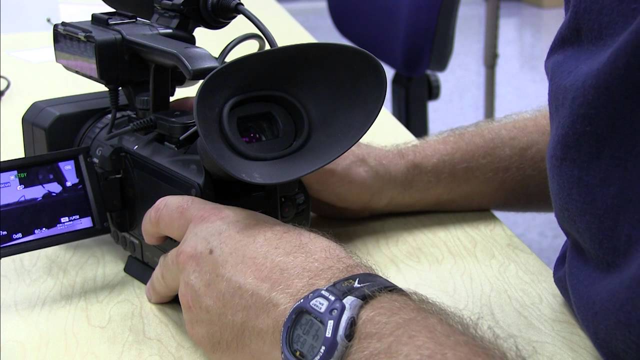 sony 70U