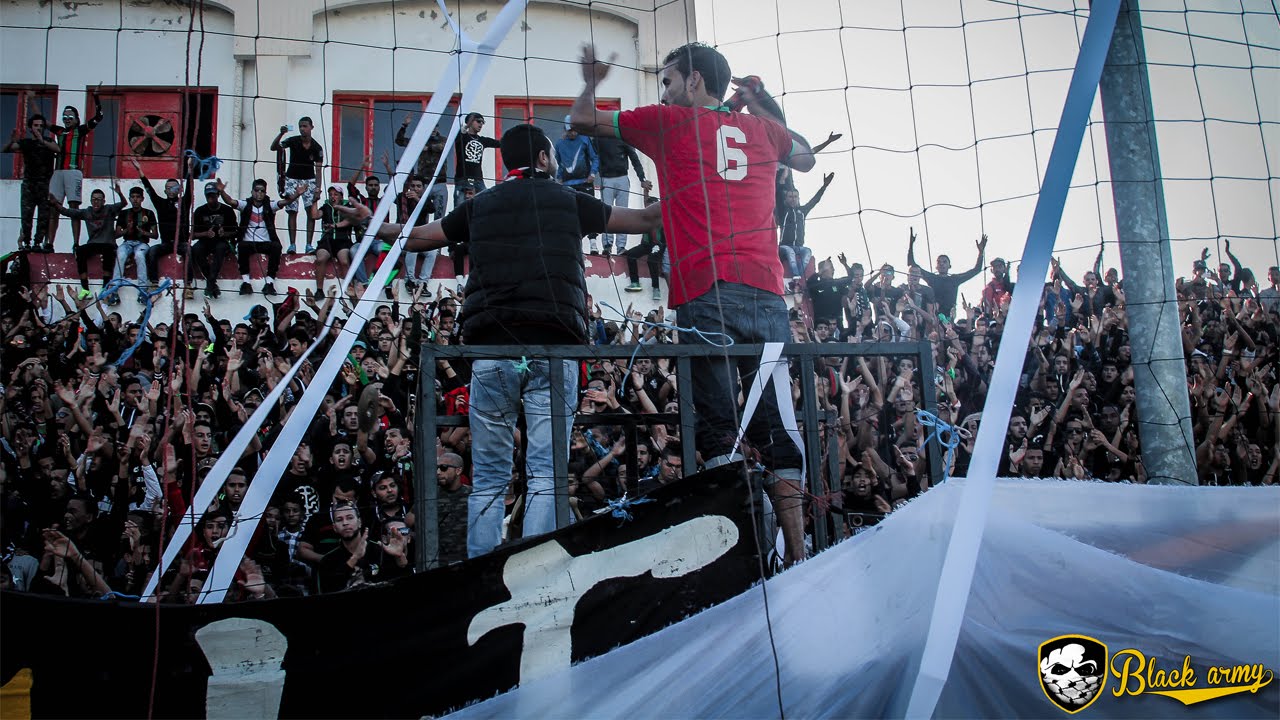 Ultras Black army : Ambiance du match (As.FAR -Kac)